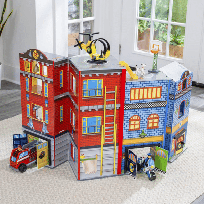 KidKraft Juguetes de madera Everyday Heroes, para niños, con camión de bomberos, moto de policía, helicóptero y figuras de acción incluidos, Multicolor